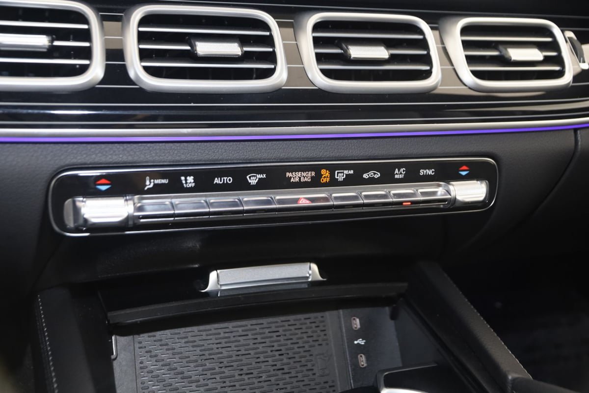Used 2025 Mercedes-Benz GLE 450 4MATIC image 29