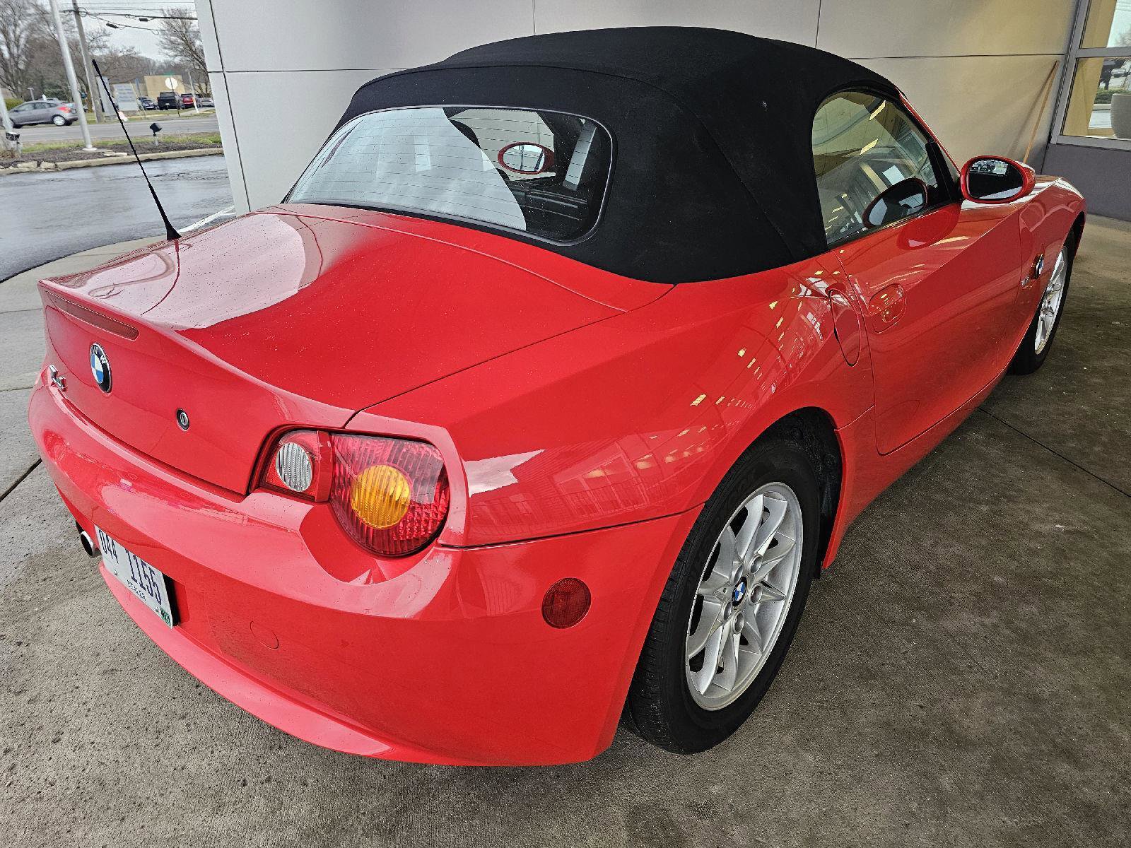 Used 2003 BMW Z4 2.5i image 5
