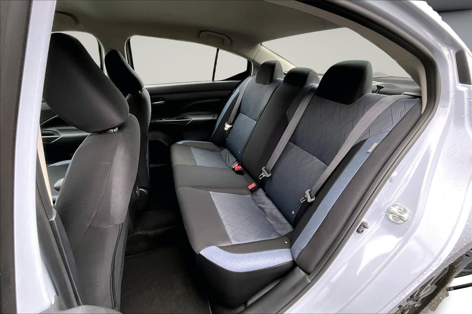 Used 2025 Nissan Versa SV w/ Trunk Package image 12