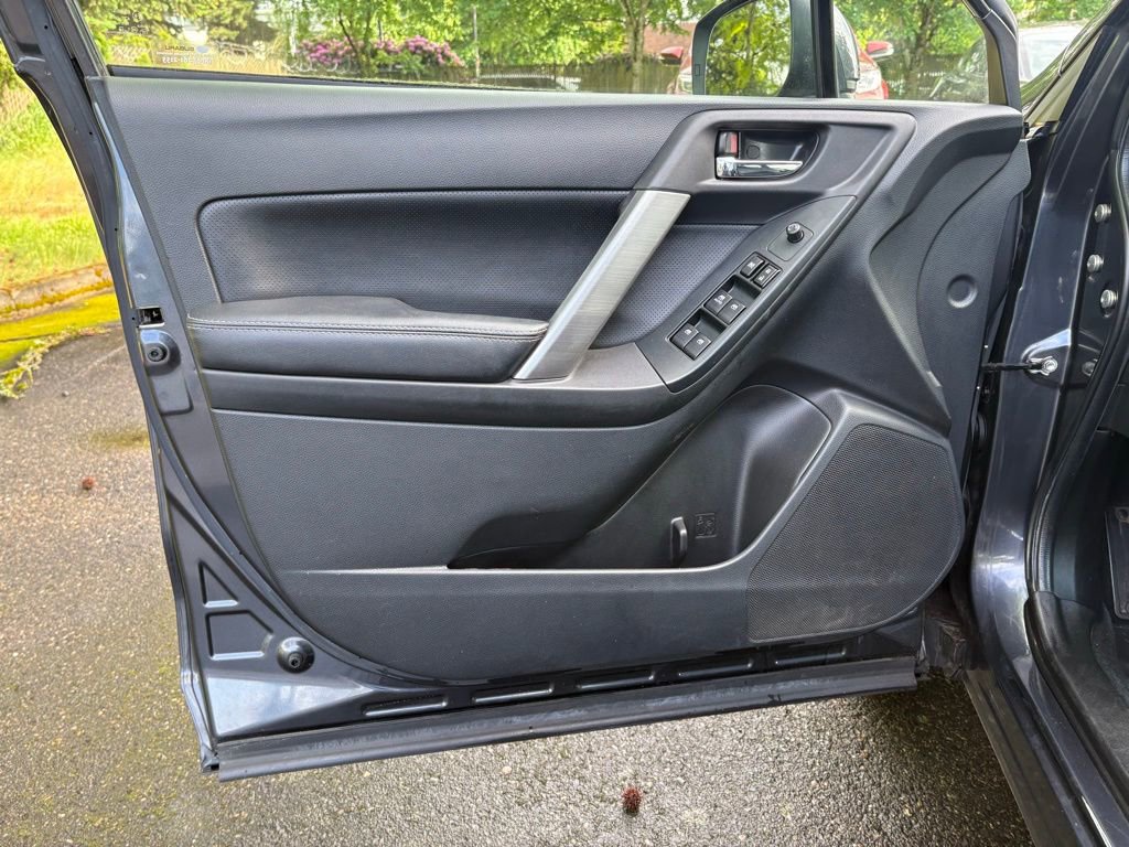 Used 2015 Subaru Forester 2.0XT Premium w/ Popular Package #2 AWD/4WD image 11