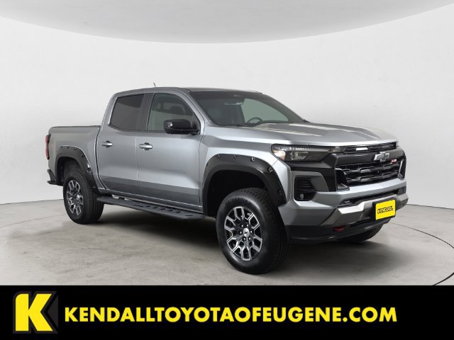 Used 2024 Chevrolet Colorado Z71 w/ Z71 Convenience Package 2 AWD/4WD image 3