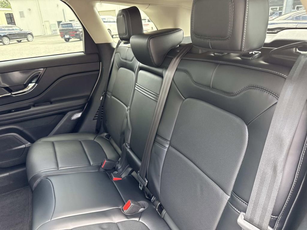 New 2025 Lincoln Corsair Reserve w/ Jet Appearance Package image 14