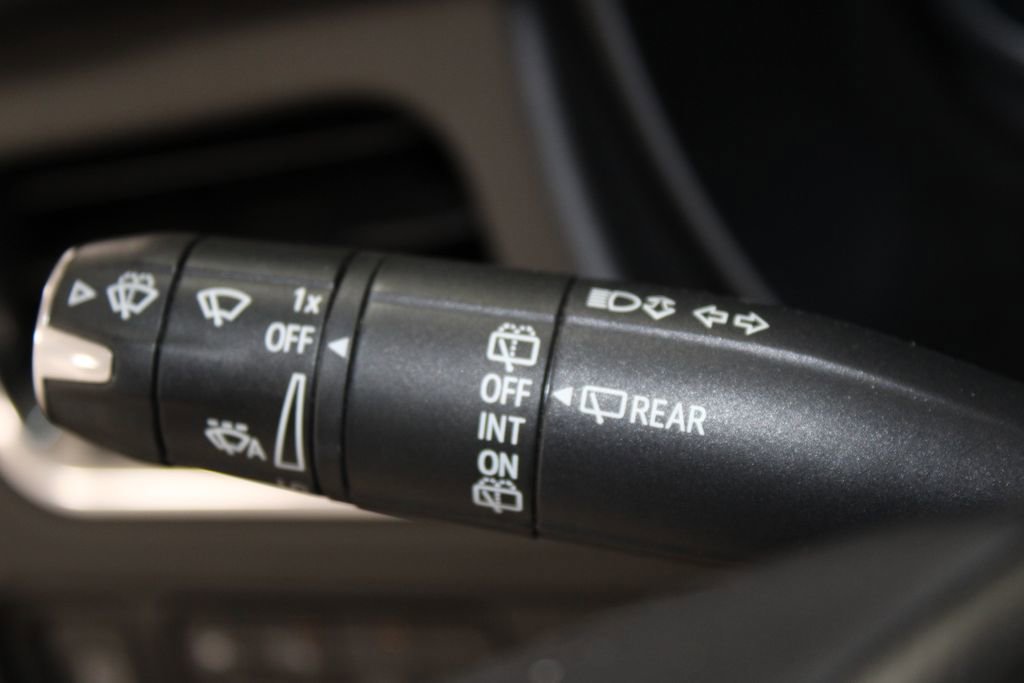 Used 2022 GMC Yukon AT4 w/ Max Trailering Package image 17