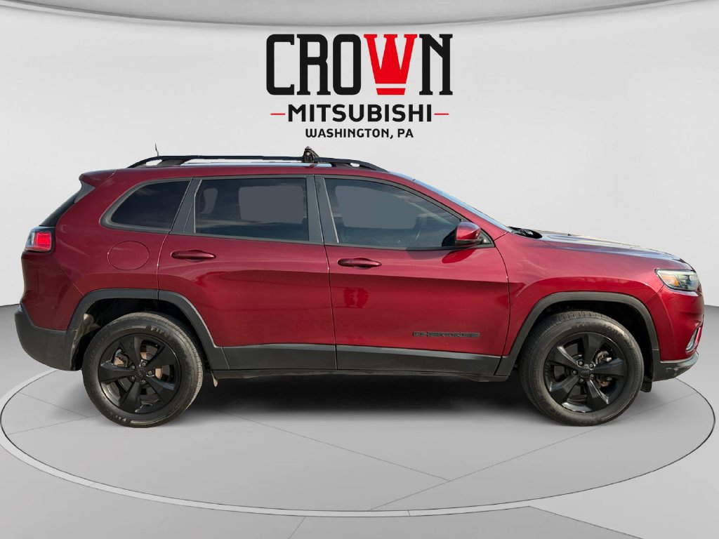 Used 2020 Jeep Cherokee Latitude Plus AWD/4WD image 2