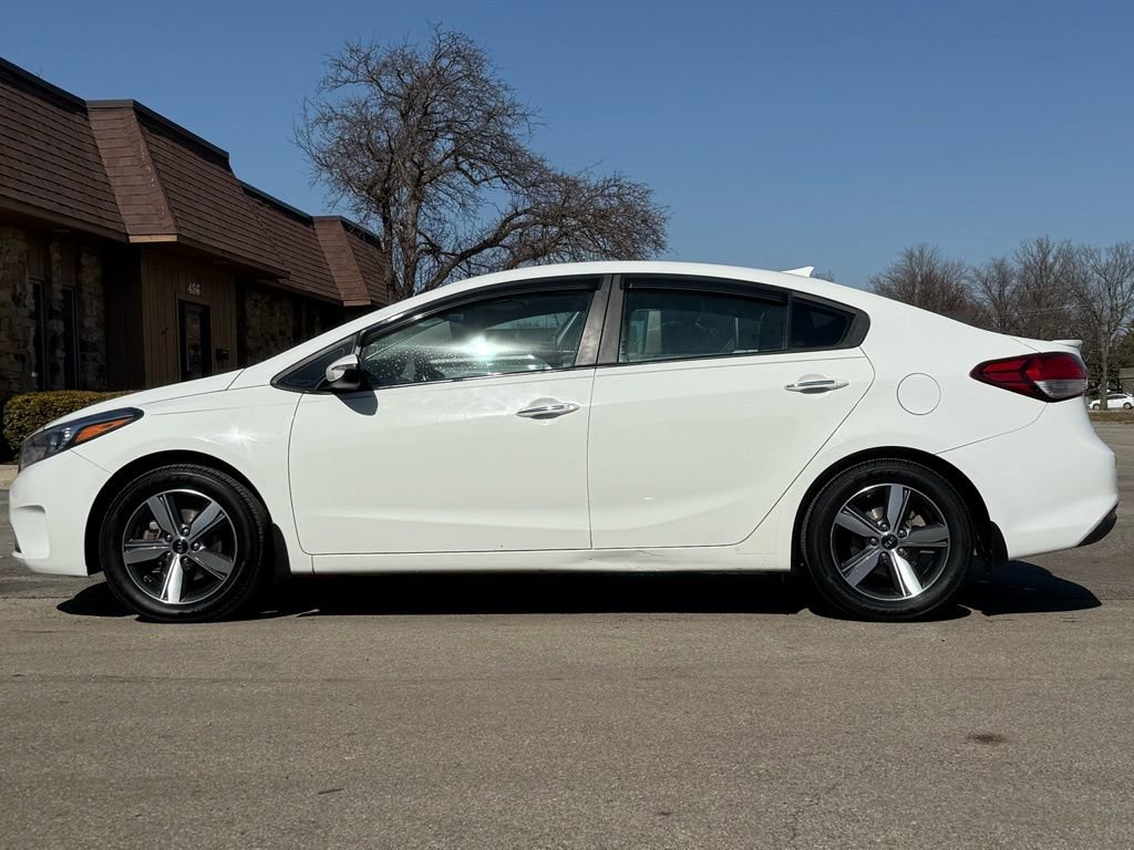 Used 2018 Kia Forte S w/ S Technology Plus Package FWD image 2