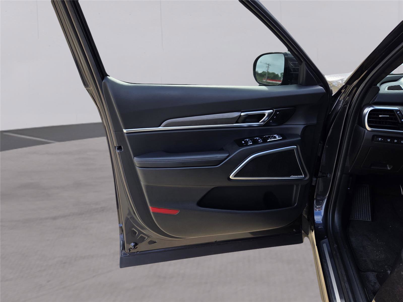 Used 2025 Kia Telluride SX Prestige X-Pro image 11