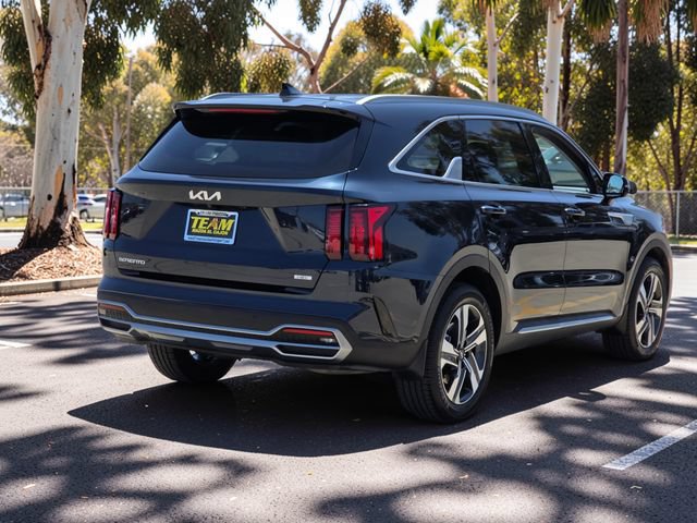 Used 2023 Kia Sorento EX AWD/4WD image 5
