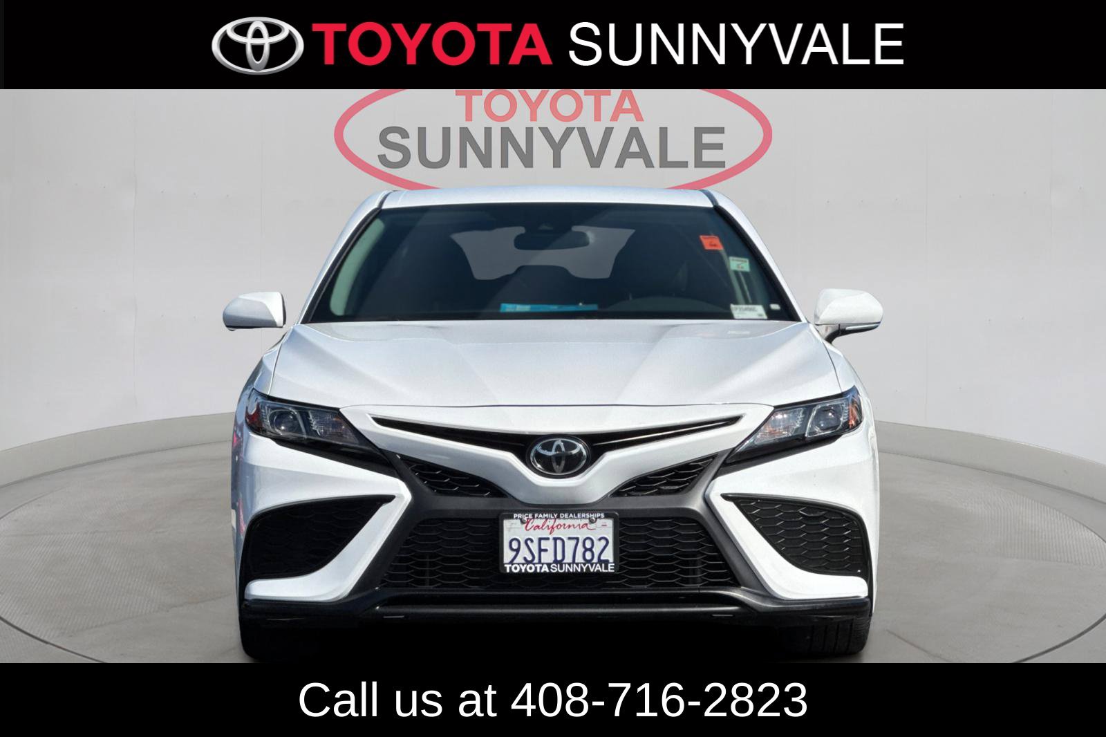 Used 2023 Toyota Camry SE FWD image 11