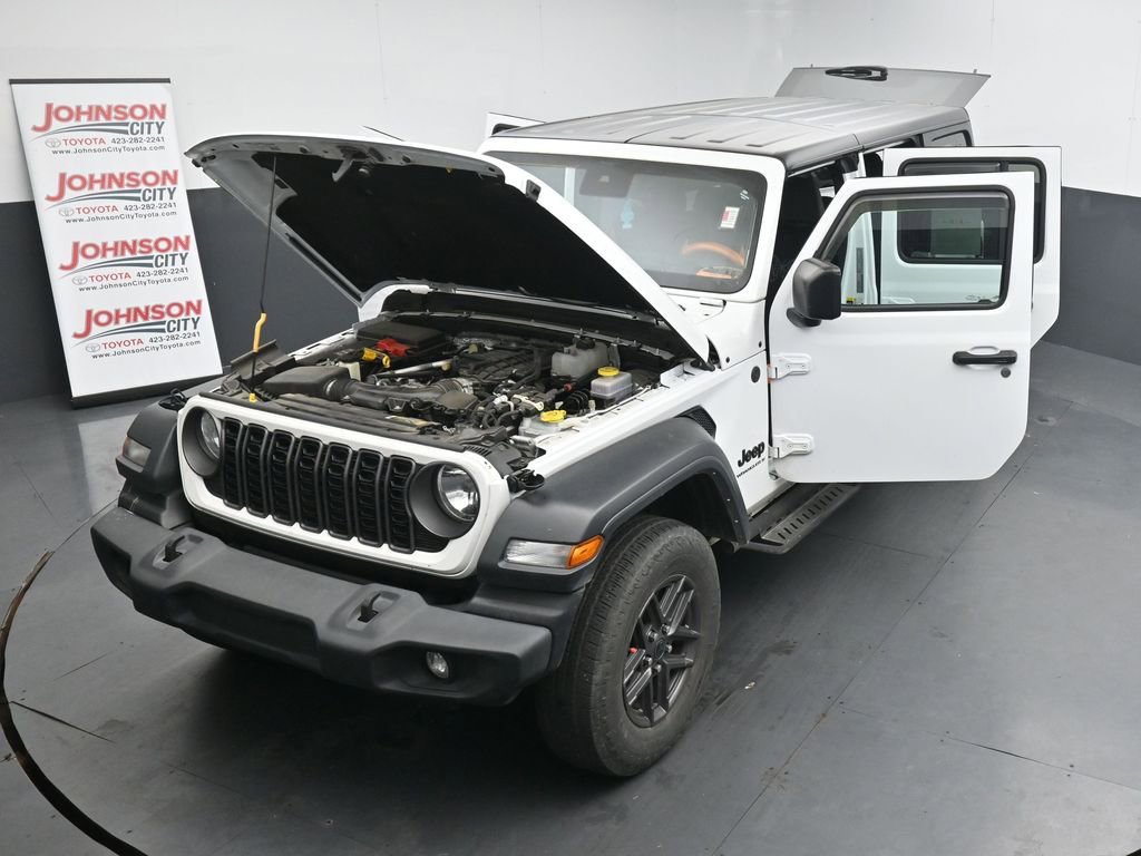 Used 2024 Jeep Wrangler Sport S image 26