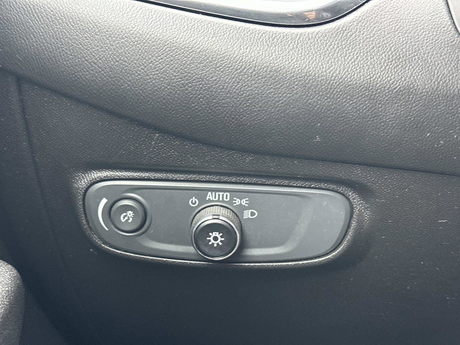 Certified 2019 Chevrolet Equinox LT image 25