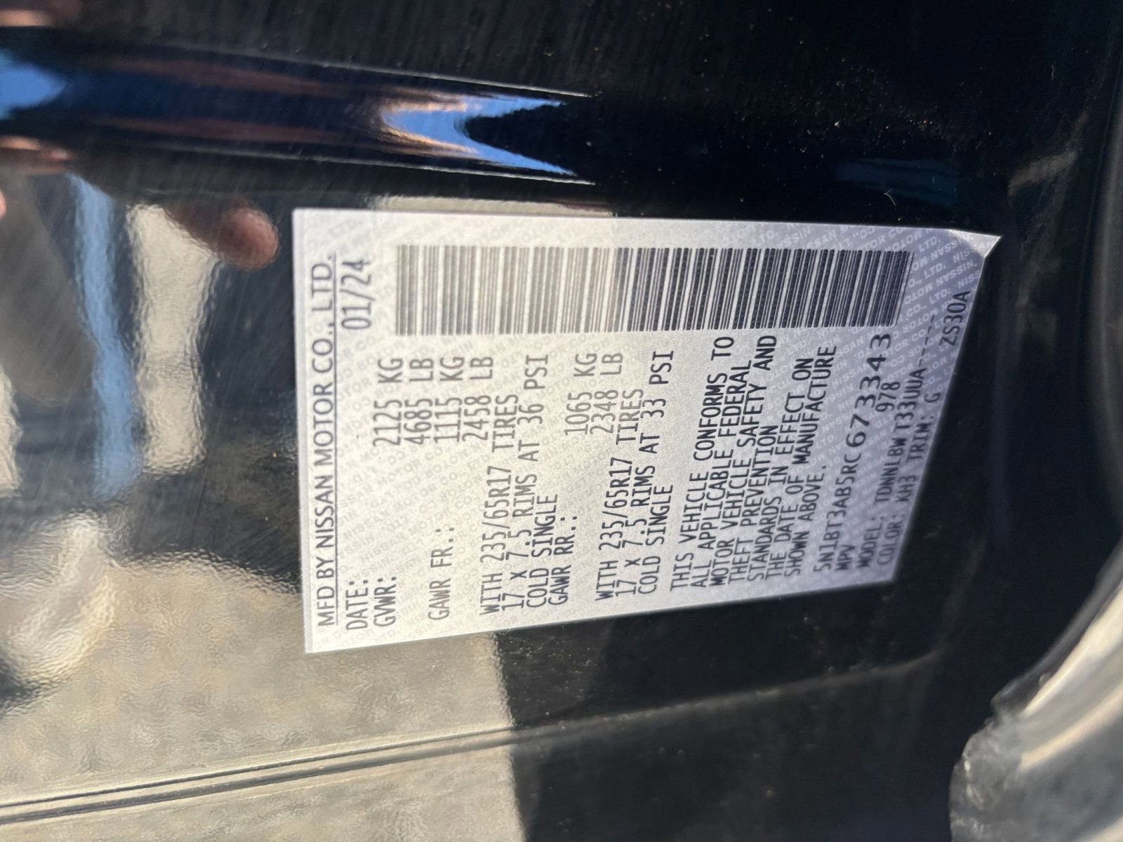 Used 2024 Nissan Rogue S AWD/4WD image 28