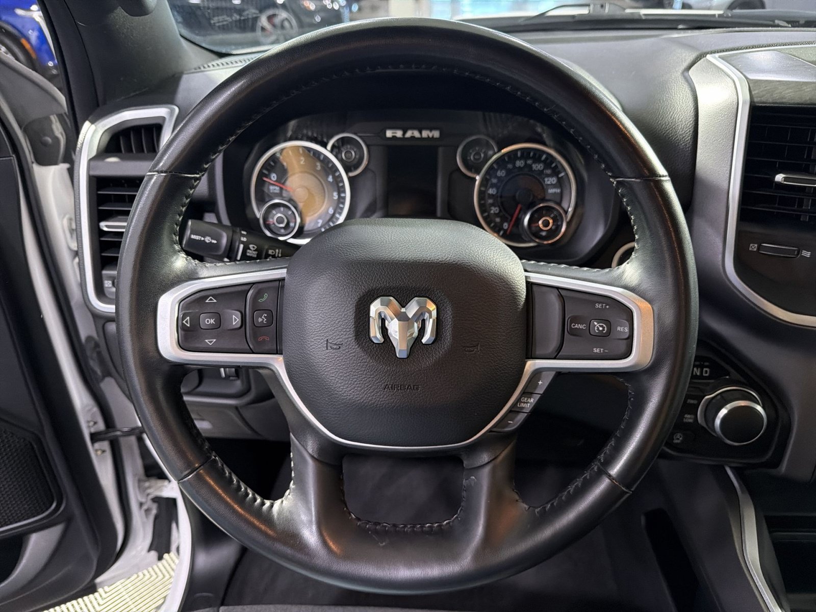 Used 2023 RAM 1500 Big Horn AWD/4WD image 27