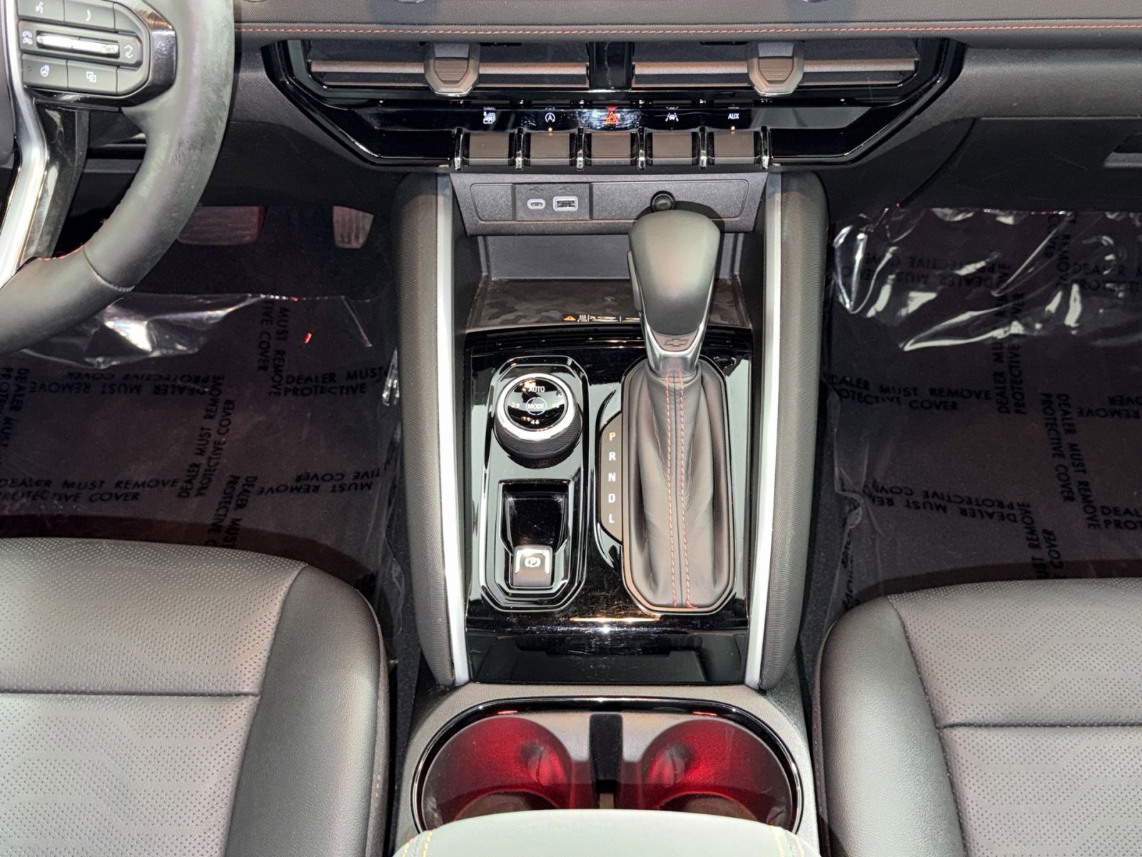 Used 2023 Chevrolet Colorado Z71 w/ Z71 Convenience Package 2 image 22