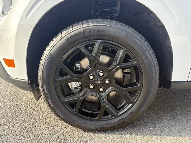 New 2025 Ford Maverick XLT w/ Black Appearance Package image 10