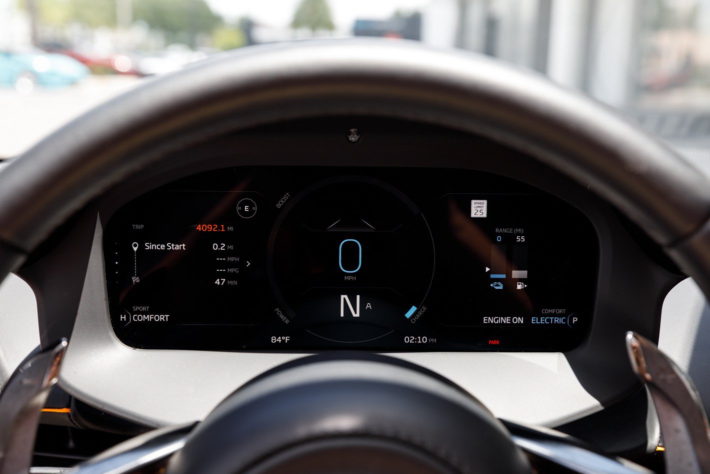 Used 2025 McLaren Artura Spider RWD image 37