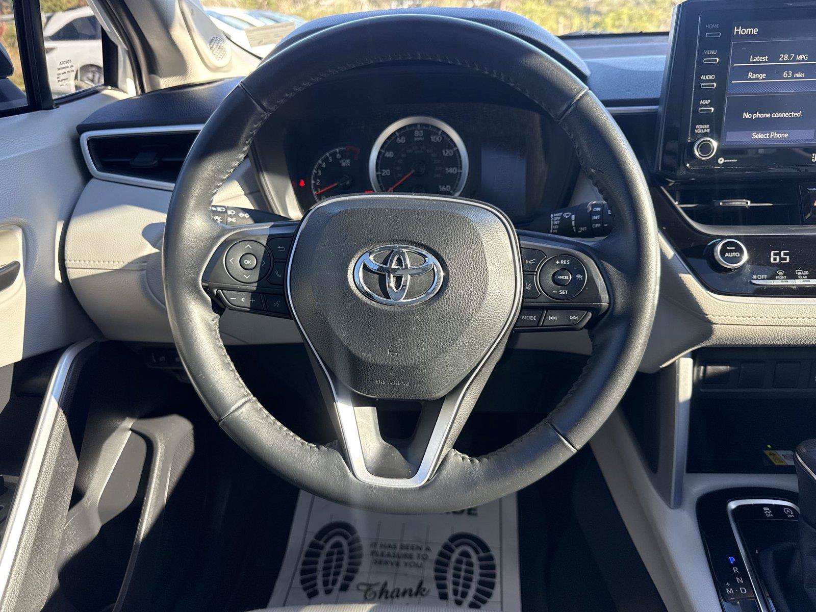 Used 2022 Toyota Corolla Cross LE w/ Moonroof Package AWD/4WD image 23