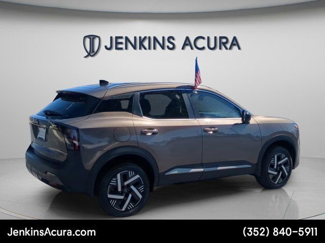 Used 2026 Nissan Kicks SV image 4