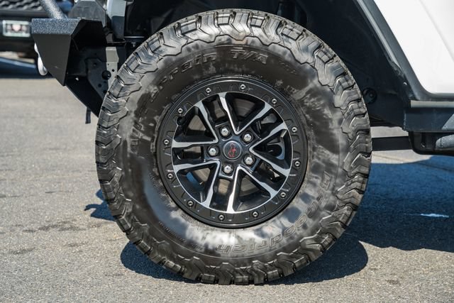 Used 2025 Jeep Wrangler Unlimited Rubicon AWD/4WD image 18
