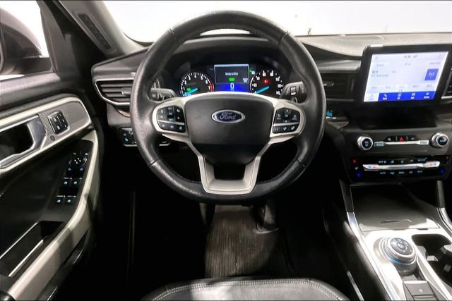 Used 2020 Ford Explorer Limited w/ Equipment Group 310A image 8