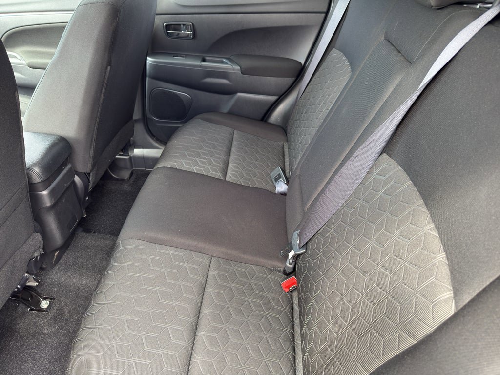 Used 2025 Mitsubishi Outlander Sport ES AWD/4WD image 20