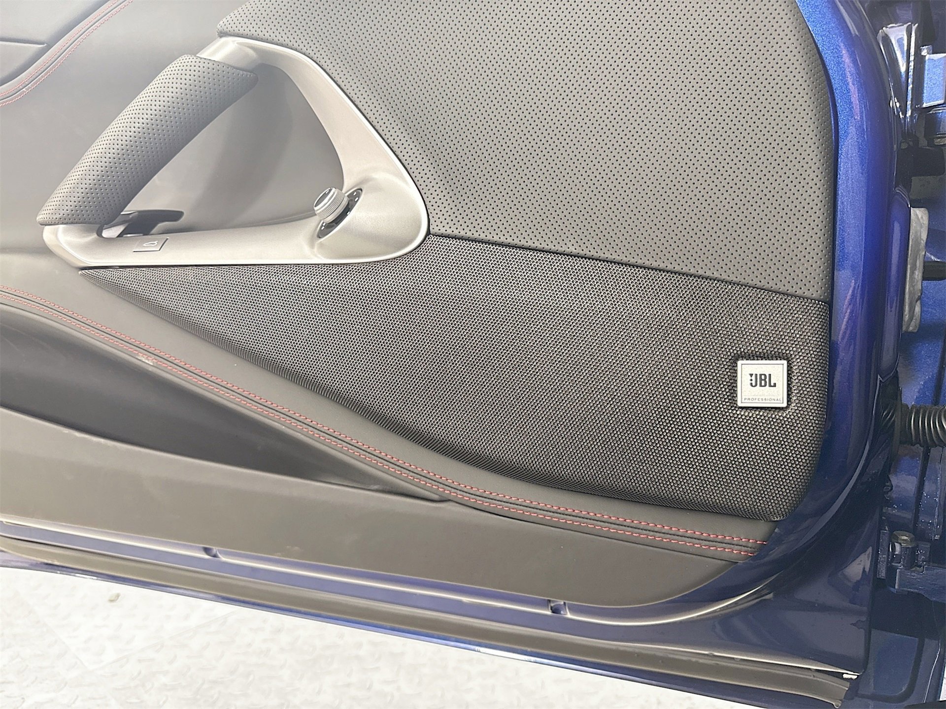 Certified 2019 Ferrari 812 Superfast image 17