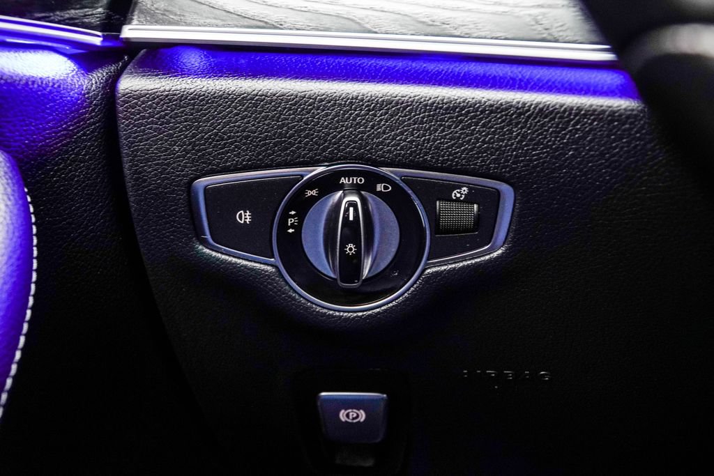 Used 2023 Mercedes-Benz E 350 4MATIC Sedan image 32