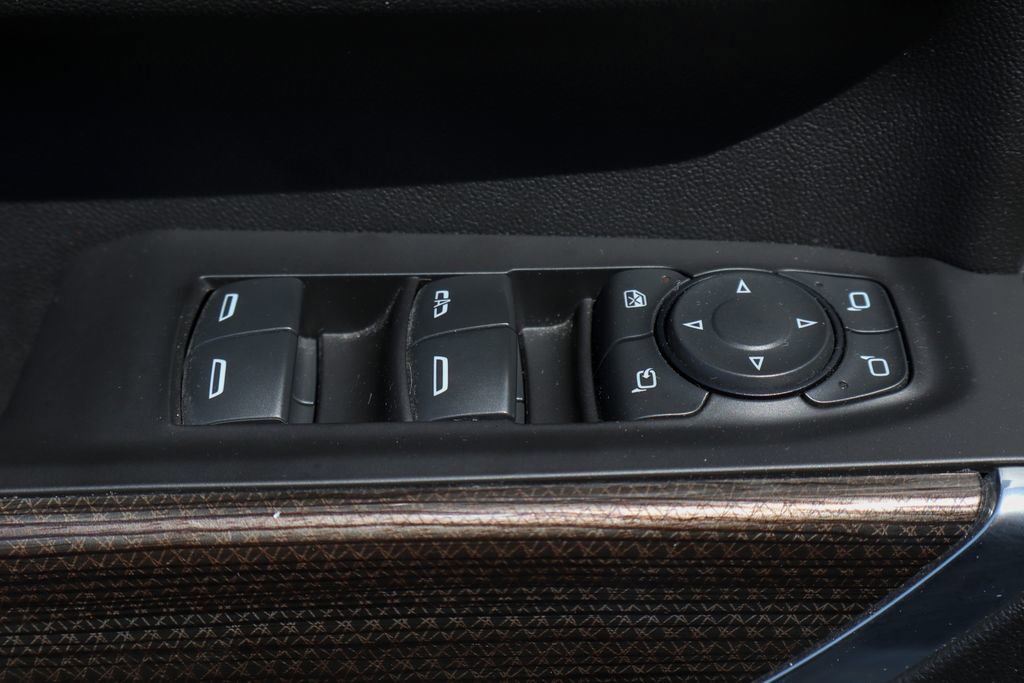 Used 2020 Chevrolet Silverado 2500 LT w/ Fleet Comfort Package image 16
