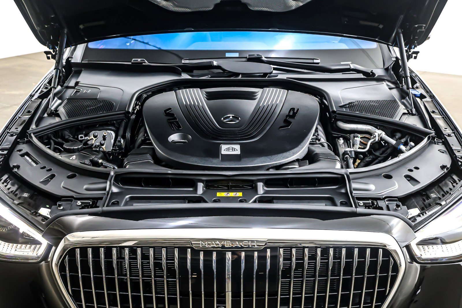 New 2026 Mercedes-Benz Maybach S 680 4MATIC image 11