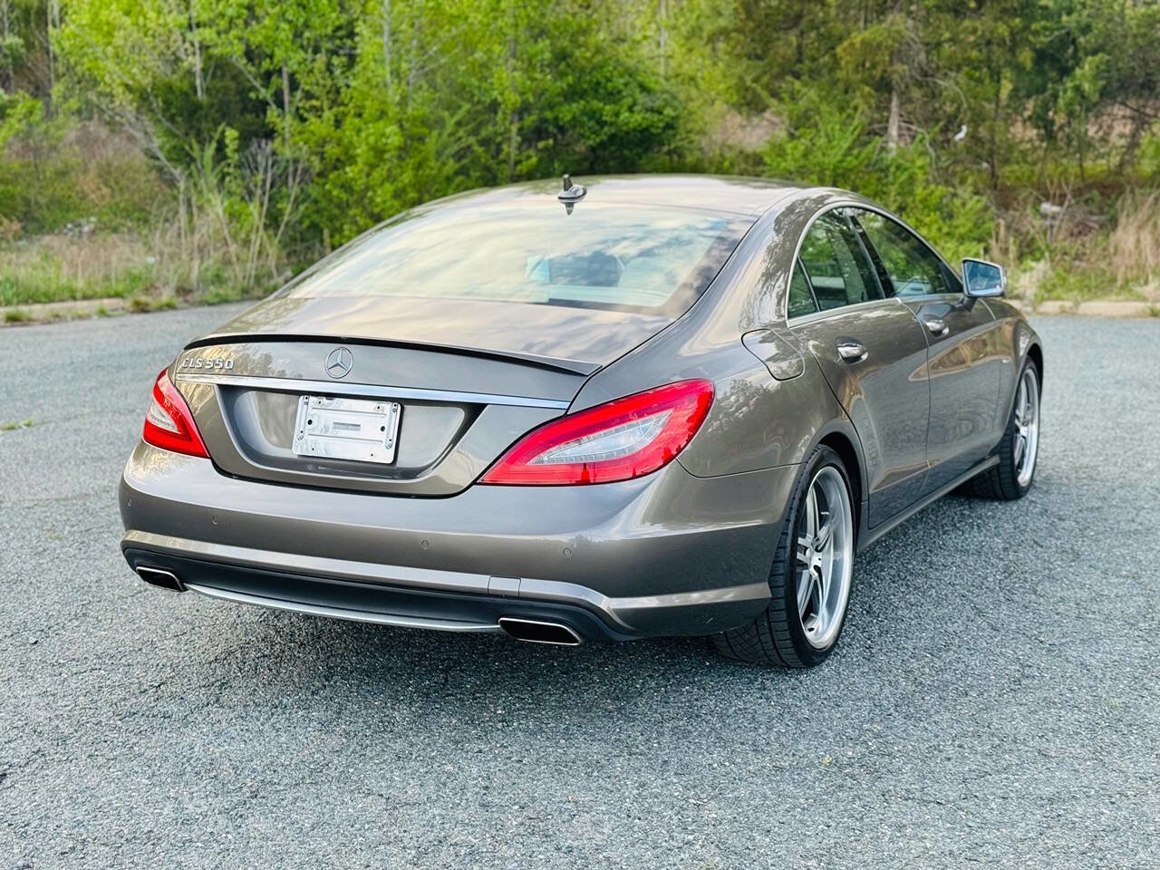 Used 2012 Mercedes-Benz CLS 550 image 8