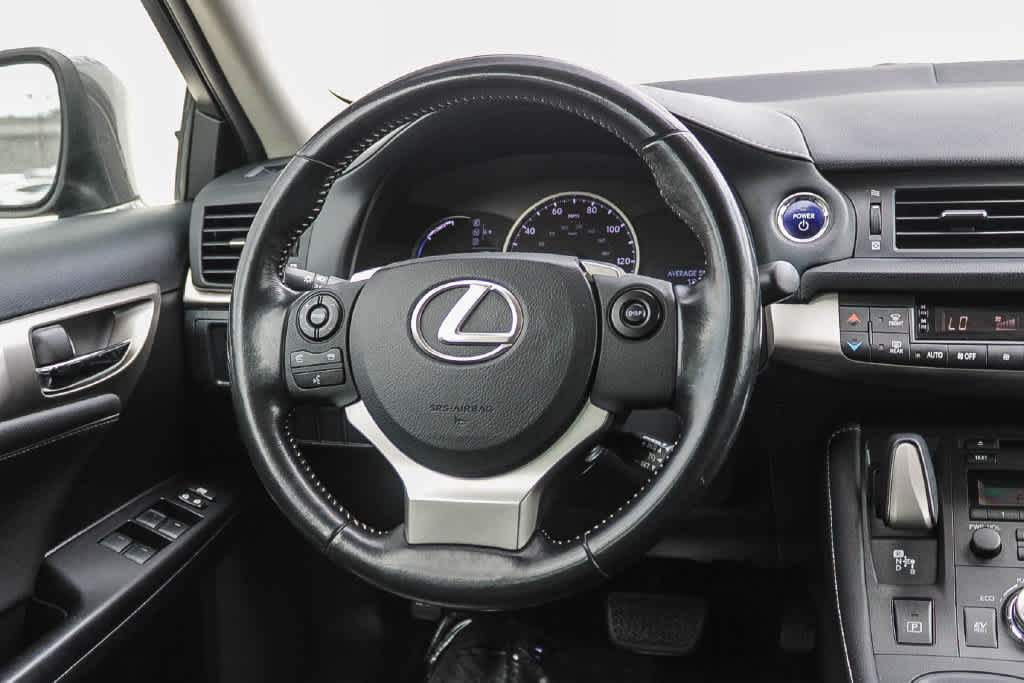 Used 2016 Lexus CT 200h w/ Seat Comfort Package FWD image 14
