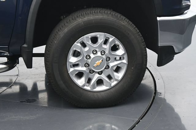 Used 2022 Chevrolet Silverado 2500 LT w/ Convenience Package AWD/4WD image 17