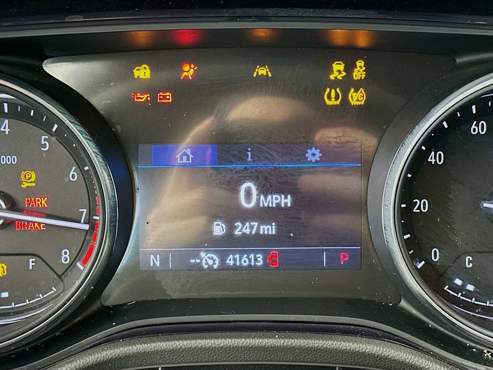 Used 2023 Buick Encore GX Preferred w/ Sport Touring Package FWD image 12
