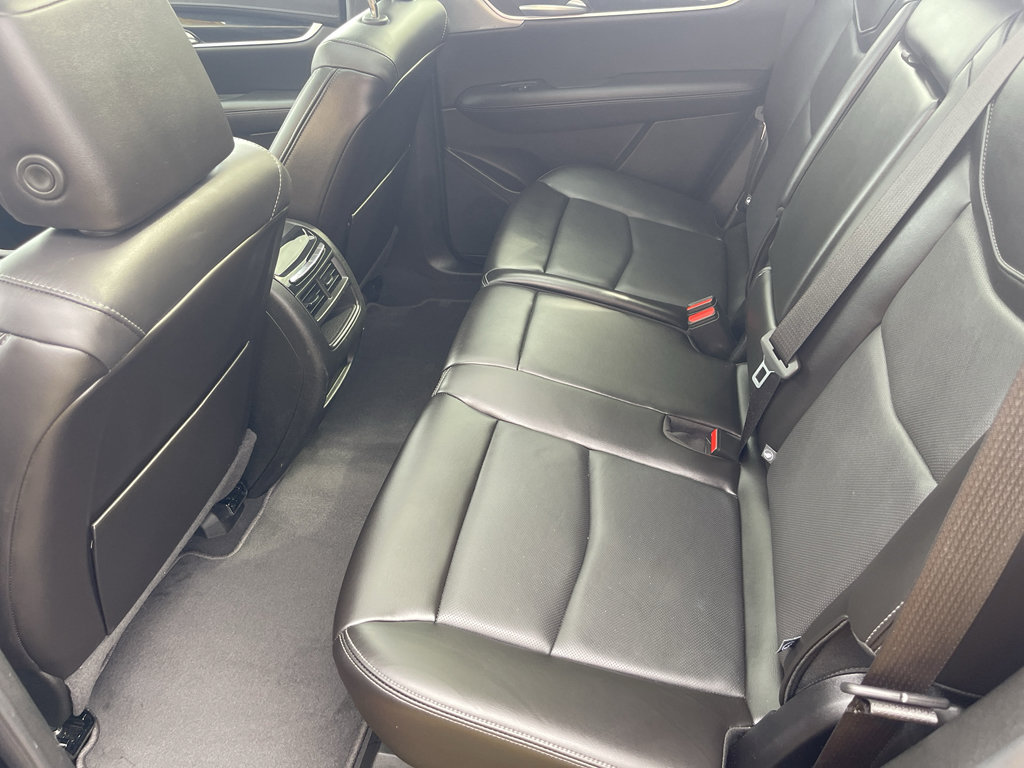 Used 2025 Cadillac XT5 Premium Luxury AWD/4WD image 30