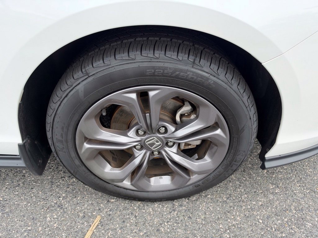 Used 2023 Honda Accord EX image 14