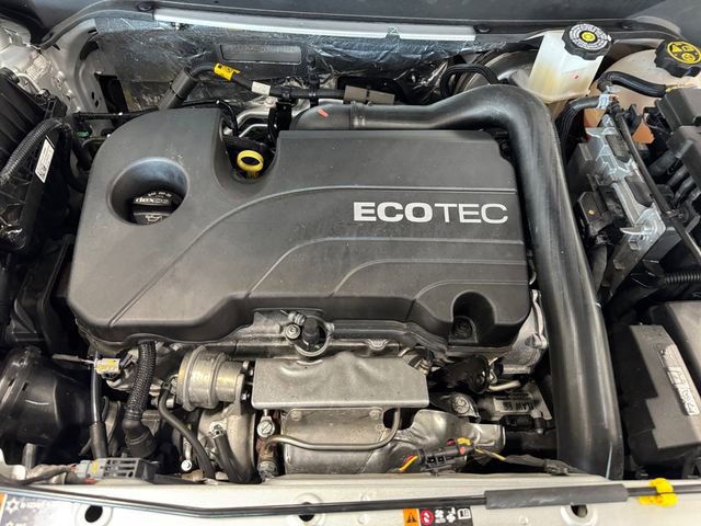 Used 2022 Chevrolet Equinox RS image 6