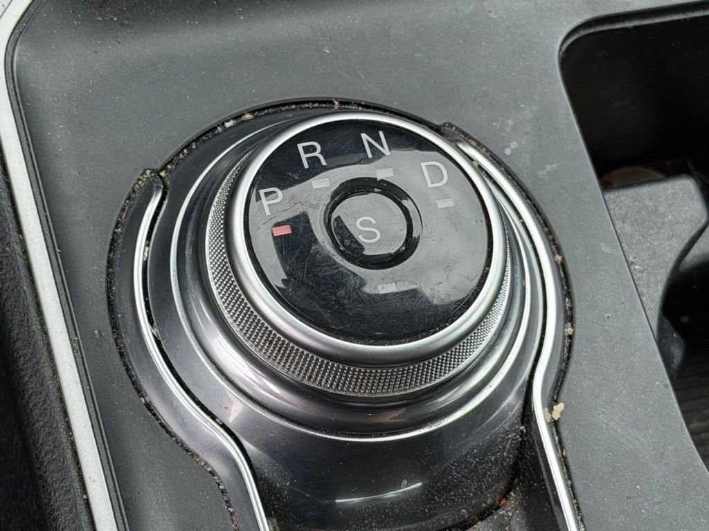 Used 2022 Ford Edge SE image 18