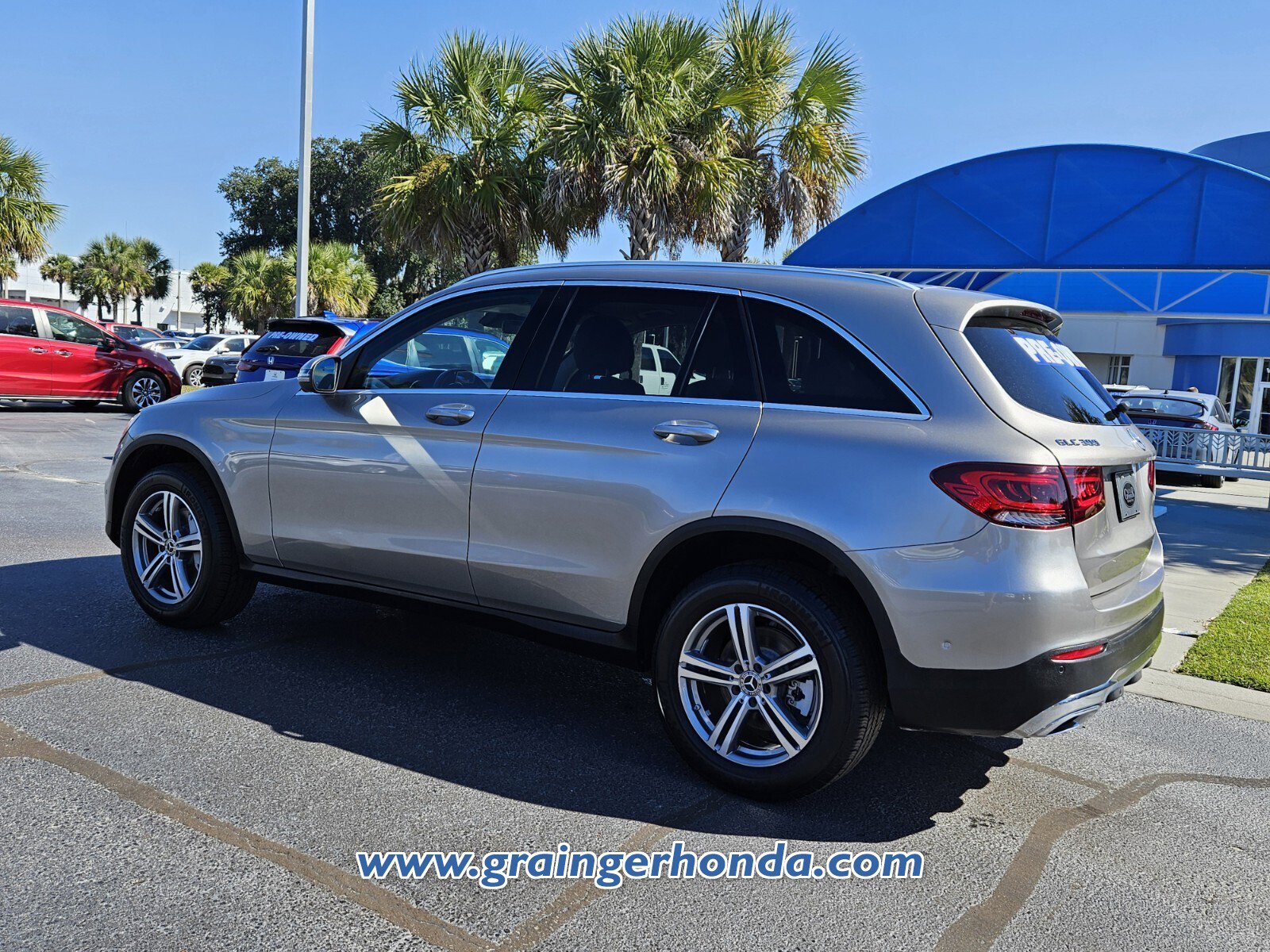 Used 2022 Mercedes-Benz GLC 300 w/ Premium Package Lite image 3