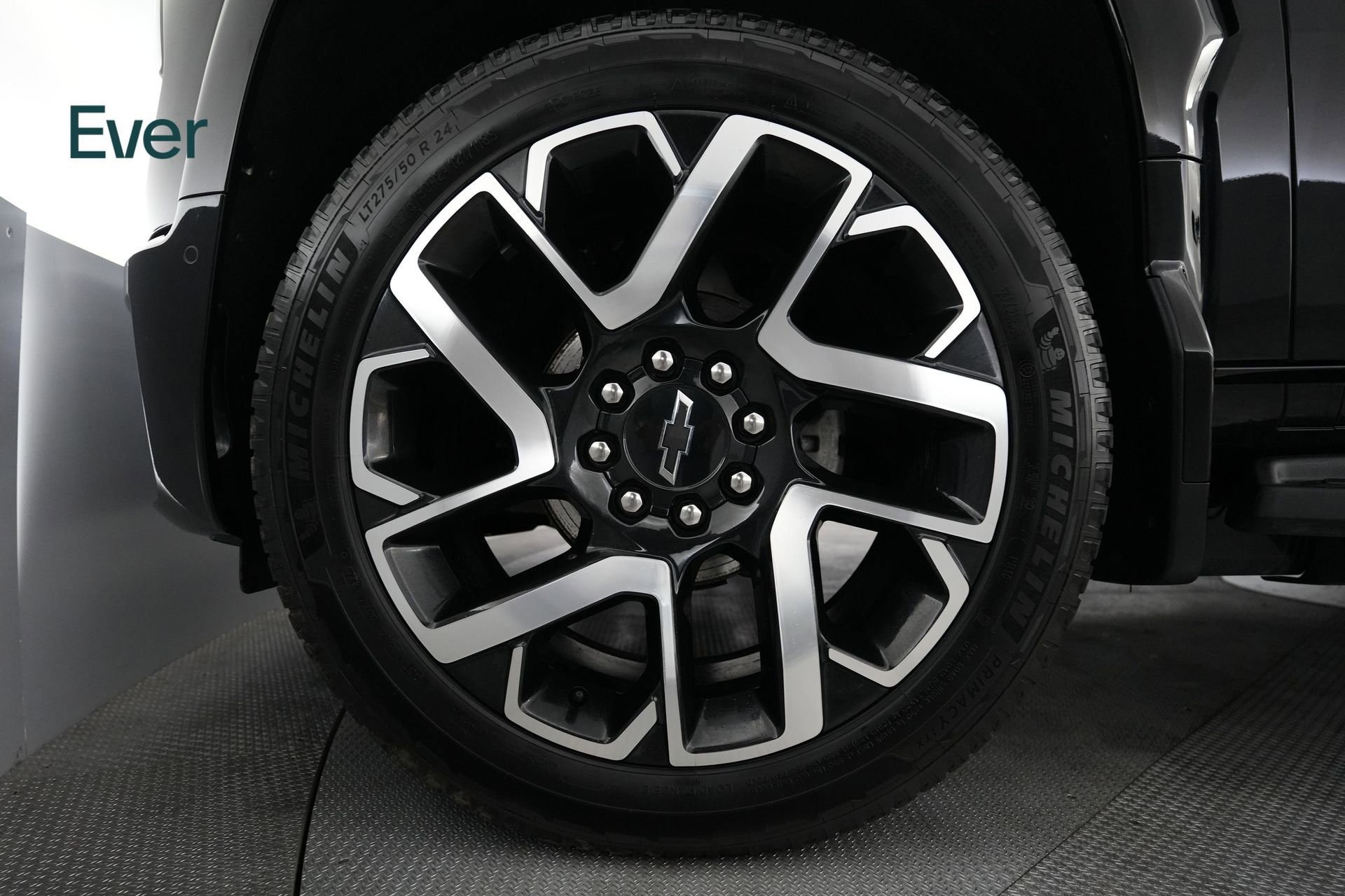 Used 2024 Chevrolet Silverado EV RST image 13