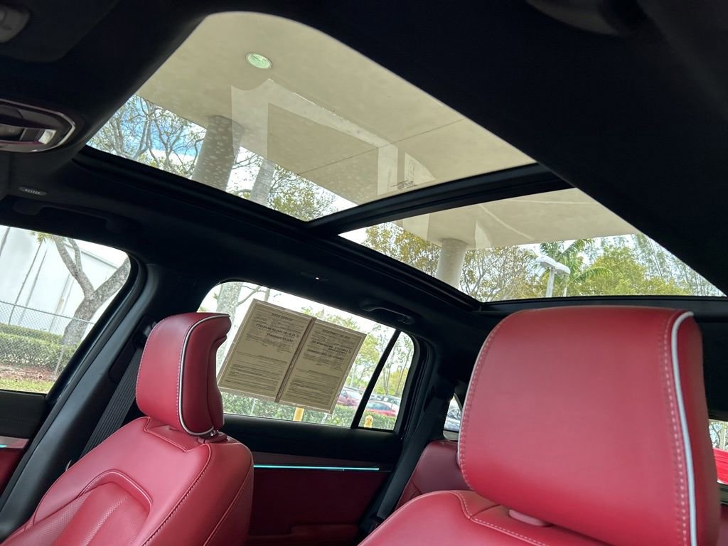 Used 2024 Jeep Wagoneer Launch Edition image 19