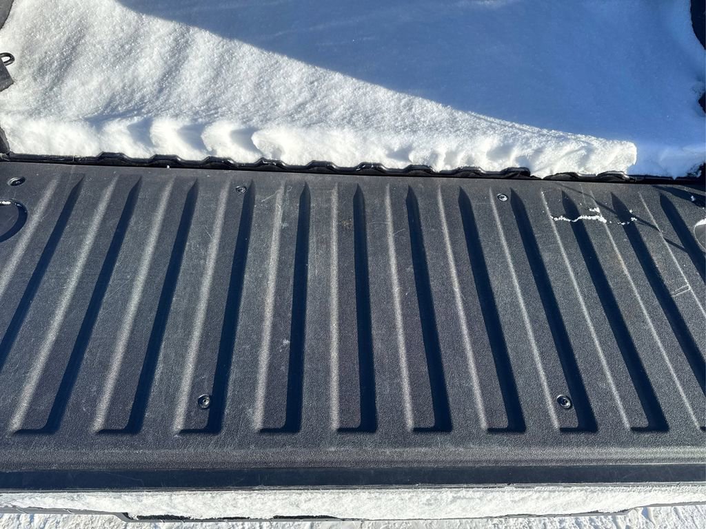 Used 2023 Chevrolet Silverado 1500 LT image 35