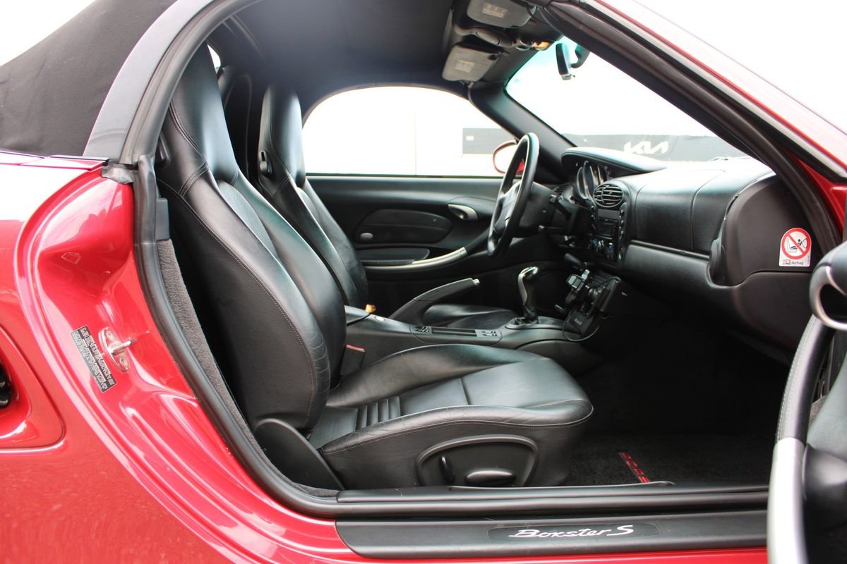 Used 2001 Porsche Boxster S RWD image 19