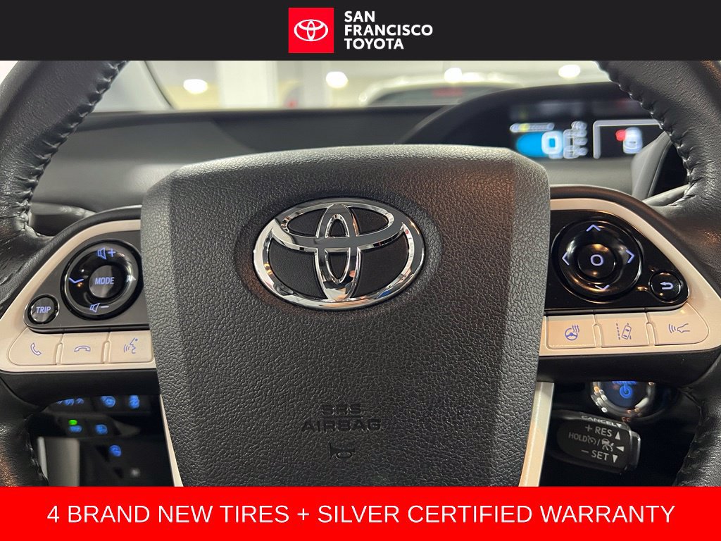 Certified 2017 Toyota Prius Prime Advanced FWD image 31