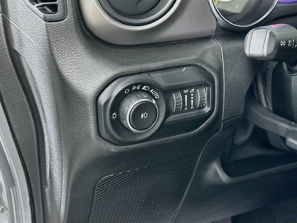 Certified 2020 Jeep Wrangler Unlimited Sport S AWD/4WD image 16