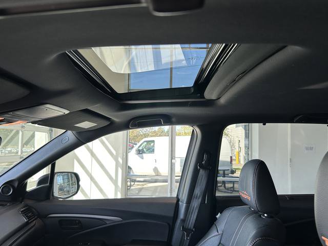 Used 2022 Honda Pilot TrailSport image 15