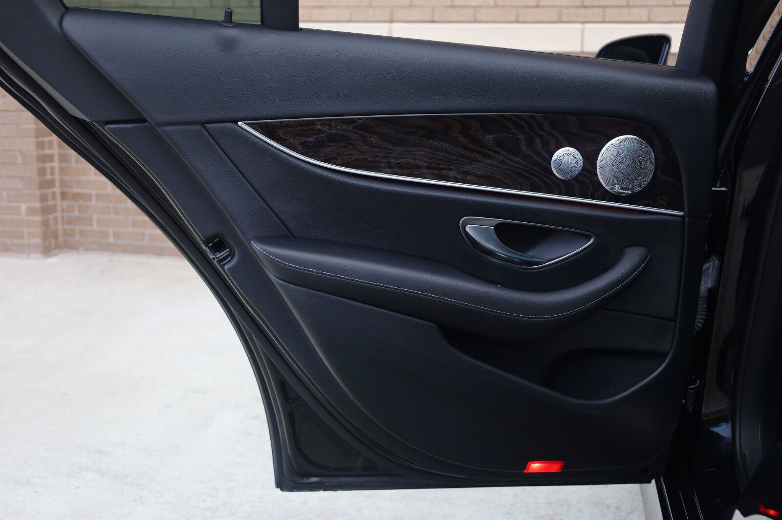 Used 2019 Mercedes-Benz E 300 image 20