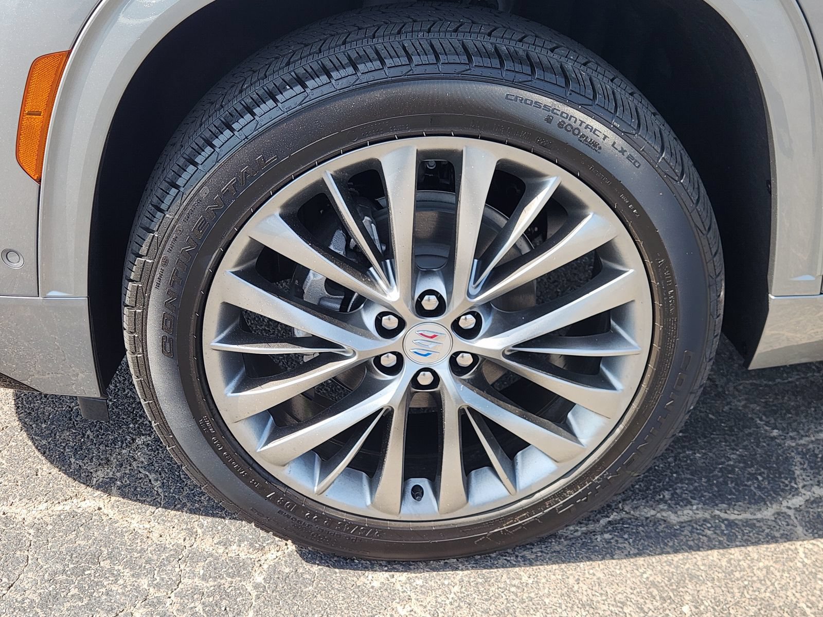 New 2026 Buick Enclave Avenir w/ Super Cruise Package FWD image 14
