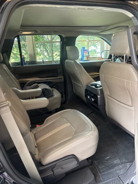 Used 2019 Ford Expedition Limited AWD/4WD image 11