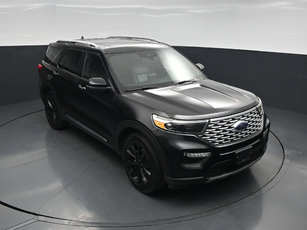 Certified 2022 Ford Explorer Platinum w/ Equipment Group 601A AWD/4WD image 39