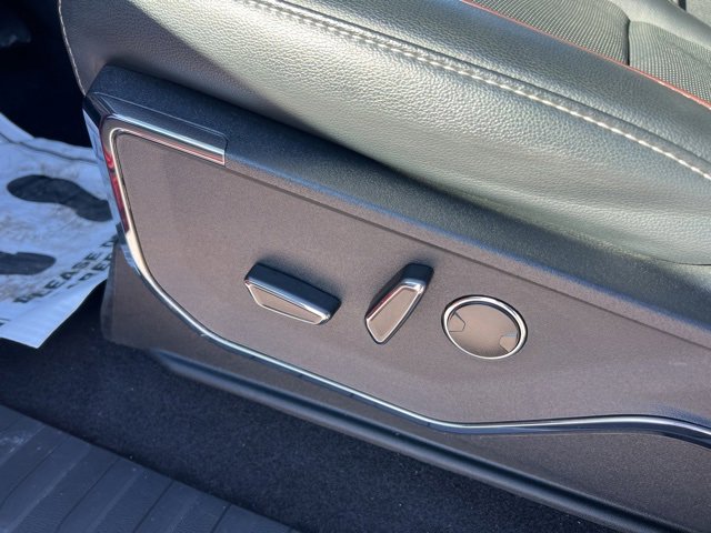 Certified 2023 Ford F150 Lariat w/ Equipment Group 502A High image 22