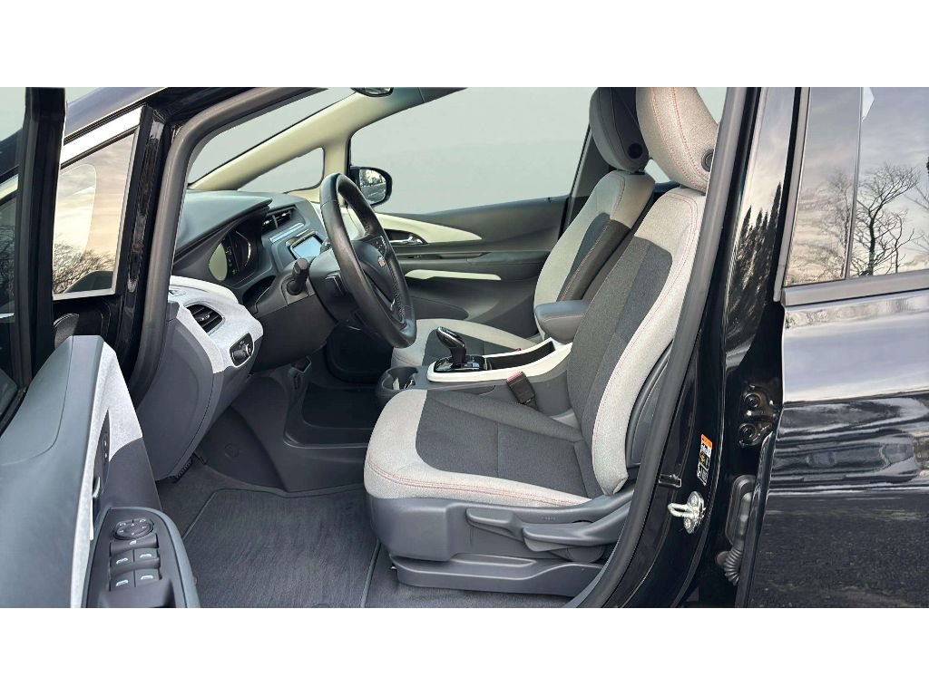 Used 2019 Chevrolet Bolt LT image 11